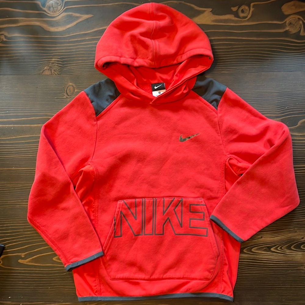 Kid’s Nike pullover hoodie- size small (8-10)
